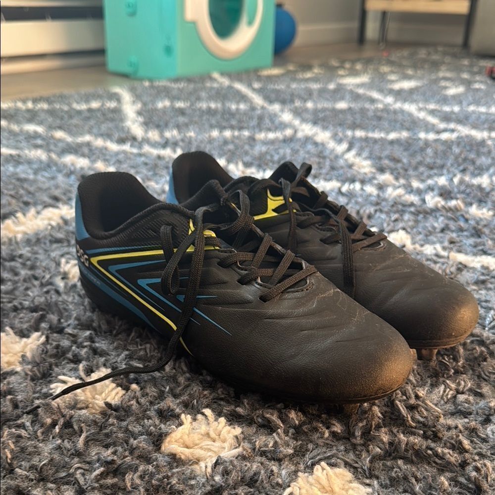 DSG Speed Viper Boys Cleats